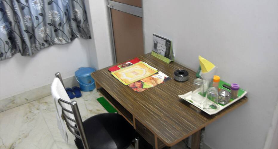 Executive Holiday Guest House, Patna 5